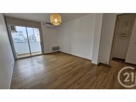 appartement f2 à vendre - 2 pièces - 41 87 m2 - le lavandou - 83 - provence-alpes-cote-d-a