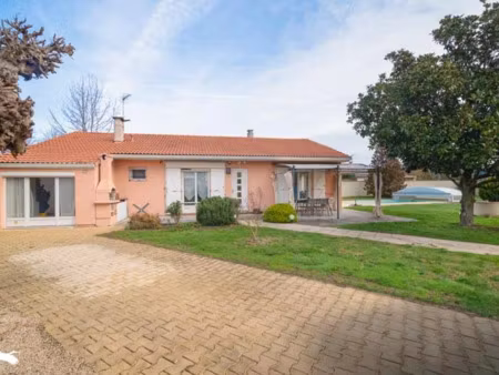 vente maison 4 pièces 108 m² à castelginest (31780)  399 000 €