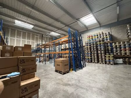 local d'activité avec bureaux de 569 m² à vendre - bussy-saint-georges (77)