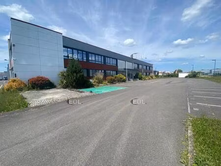 santeny (94) - à louer - entrepôt avec stockage extérieur de 15 162 m²