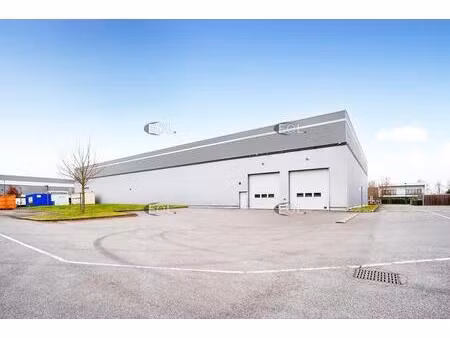 a louer - entrepôt avec bureaux de 3 268 m² à bailly-romainvilliers (77)