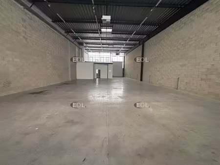 local d'activités à louer