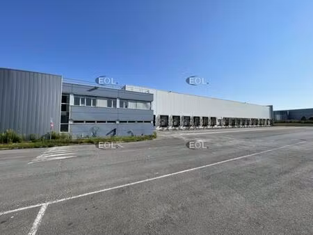 à louer en exclusivité - messagerie de 7 986 m² à saint-ouen-l'aumône (95)