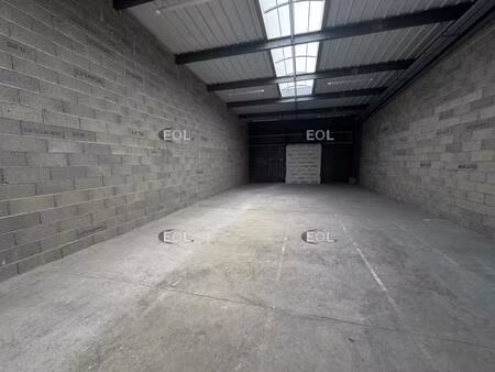 local d'activités de 168 m² à louer à ste-genevieve-des-bois (91)