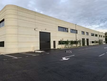 bâtiment d'activité neuf divisible en 5 lots à partir de 634m²