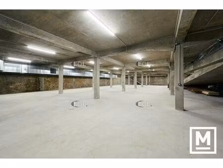 a louer - espace de stockage de 823 m²