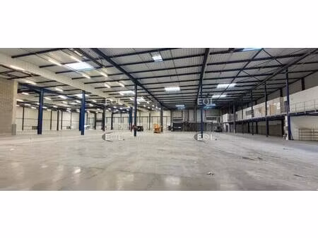 a louer - bâtiment à usage d'entrepôt avec bureaux de 10 770 m² à miribel (01)