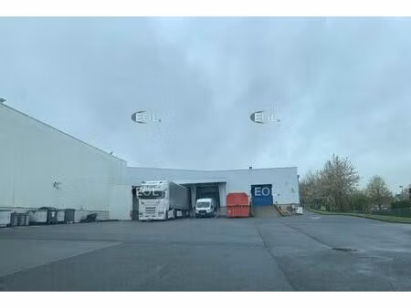 a louer : cellule de stockage