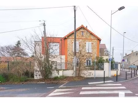 maison spacieuse et lumineuse à carrières-sous-poissy