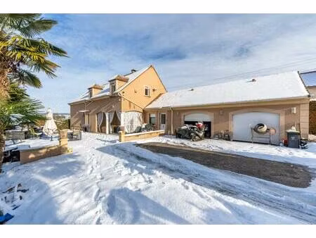 maison de 7 pièces de 167 m² à mézières-sur-seine