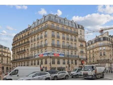 location bureaux paris 75008