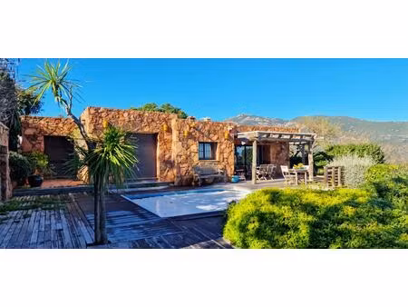 maison de 5 pièces de 109 m² à porto-vecchio