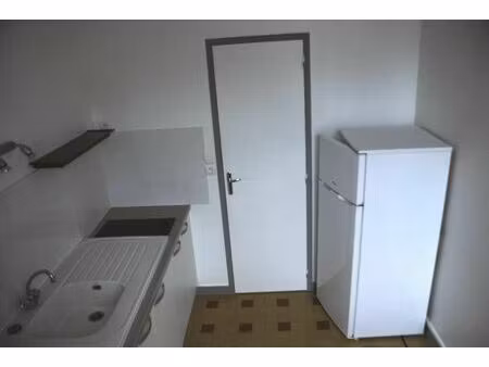 location appartement 1 pièce 25 m² à nantes (44000)