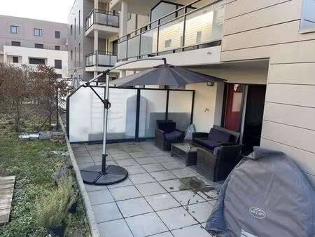 location appartement 2 pièces 52 m² à bourgoin-jallieu (38300)