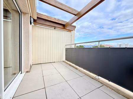 location appartement 2 pièces 39m2 la seyne-sur-mer (83500) - 850 € - surface privée