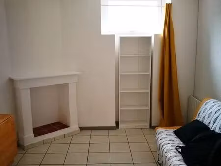 location appartement 1 pièce 28 m² à nantes (44000)