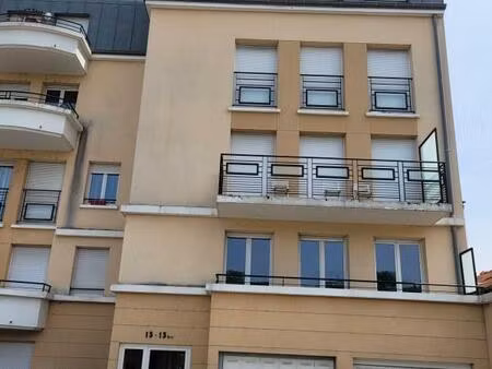 location appartement 2 pièces 41 m² à corbeil-essonnes (91100)