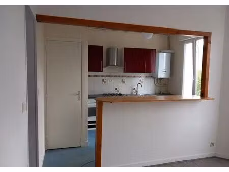 location appartement 3 pièces 50 m² à reims (51100)
