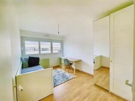 location appartement 1 pièce 85 m² à pontoise (95000)