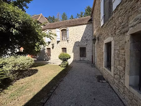 vente maison 26 pièces 492 m² à beaune (21200)  1 560 000 €