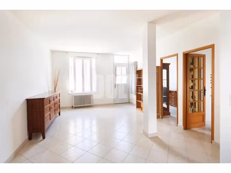 vente ferme 6 pièces 135 m² à suresnes (92150)  699 000 €