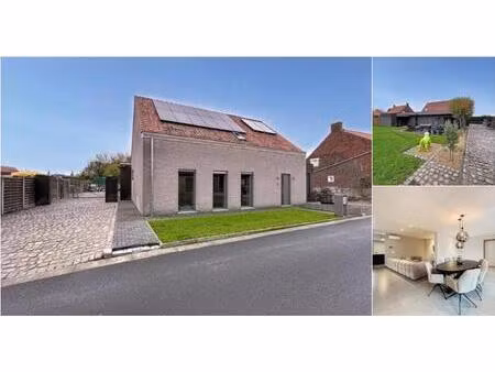 maison à vendre à centiemhoekstraat 1 houthulst (rbv05456)