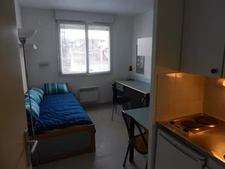 location meublée appartement 1 pièce 18 m² à lyon 3ème (69003)  520 €
