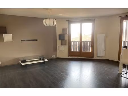 location appartement  m² t-3 à soustons  895 €