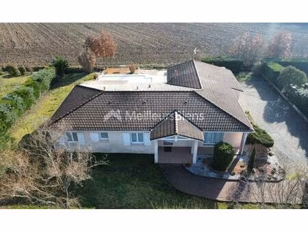 maison 6 pièces de plain-pied – 141 m² – parcelle 1 200 m² – secteur pechbonnieu / gratent