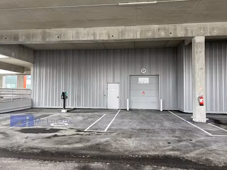 entrepôt neuf de 465m² situé à nanterre