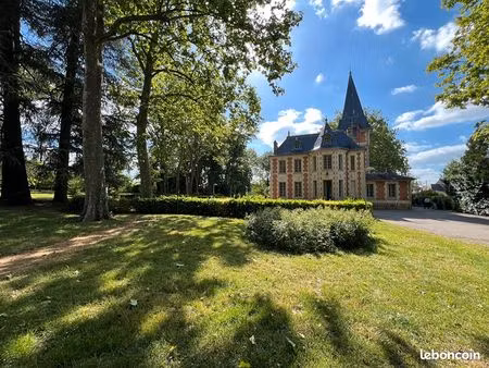 maison 14 pièces 319 m²