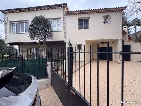 maison 140 m2 terrain 1899 m2