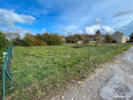 terrain 1490 m² ennery