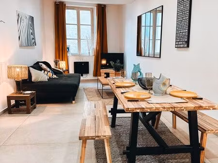 loue t3 - vieux port - panier