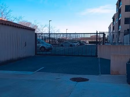 place de stationnement