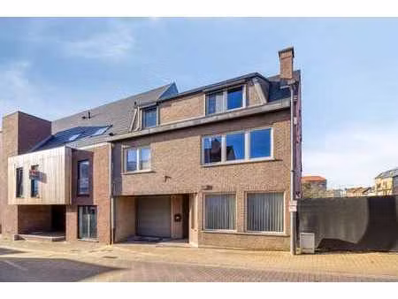 maison soignée avec jardin à bertem