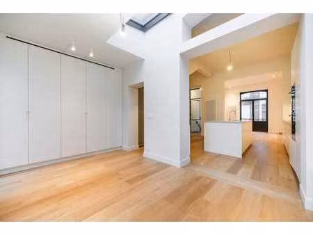 ixelles - maison entièrement rénovée 4 chambres