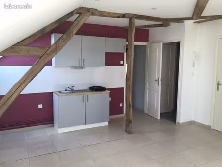 f3 à louer av de metz