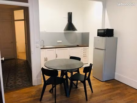 t2 meublé – 40 m² – grenoble (quartier aigle)