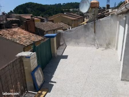le luc (83) - location t2 avec terrasse
