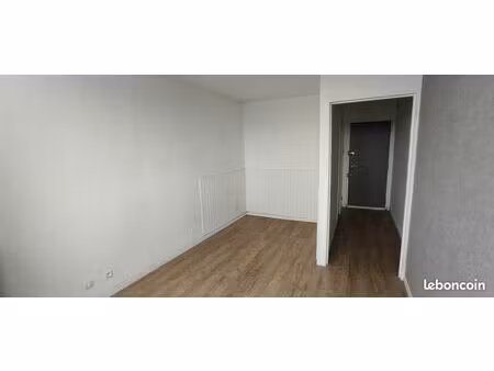 appartement t1 33m2 (métro fort de mons)
