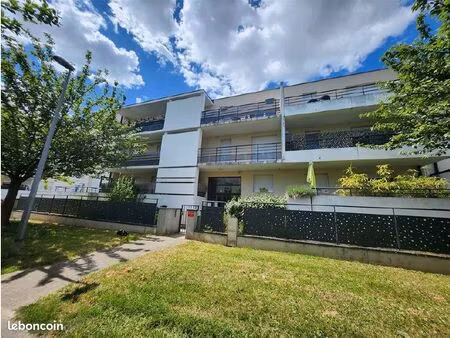 coup de cœur 2p meublé avec balcon + parking – proche zénith