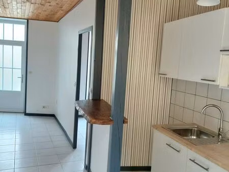 2 pieces avec extérieur