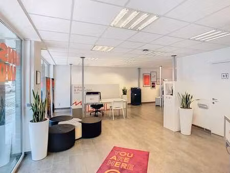 bureau prêt à emménager à vendre à roeselare