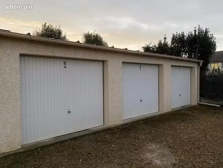 location box garage parking