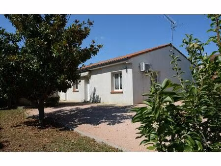 location maison  81.76 m² t-4 à lespinasse  974 €