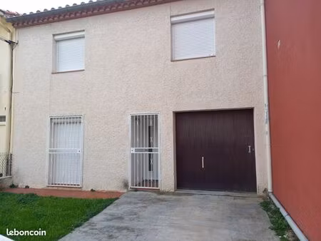 villa f4  2 faces  près clinique st pierre à louer