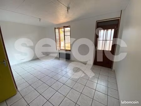 appartement 1 pièce 33 m²