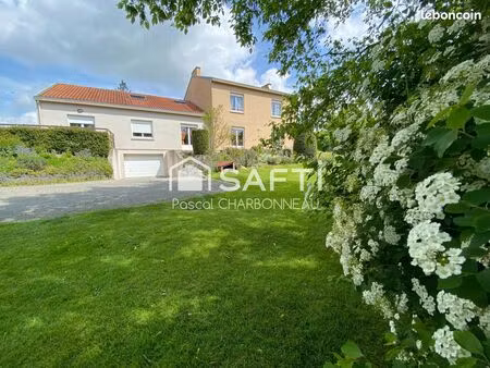 villa 10 pièces 310 m²