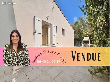 villa 4 pièces 94 m²